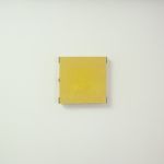 Peripherie, 1995, Klapptafeln, (geschlossen), (Holz, Lack, Silikon, Pigment, Glas), 30 x 30 cm